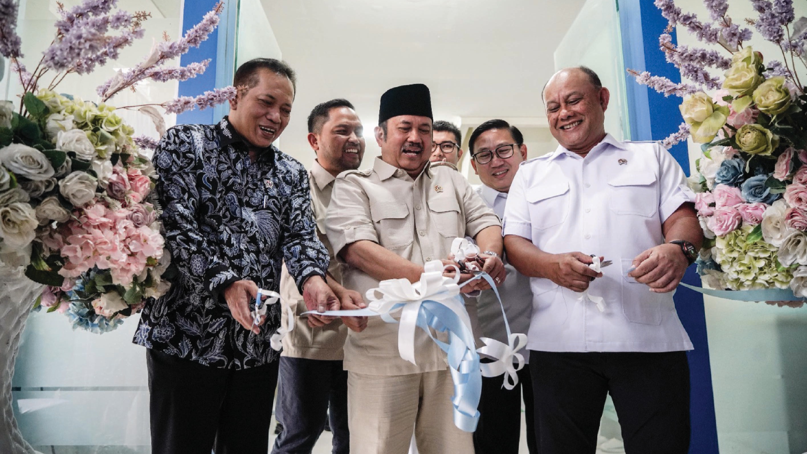 Susu Menu Favorit MBG! Kepala BGN Kepulauan Riau Launching Rumah Susu